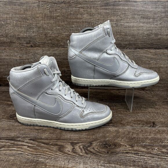 Nike Dunk Sky Hi Wedge Shoes Women's 8 Silver Metallic High Top Hidden Wedge - Picture 1 of 7